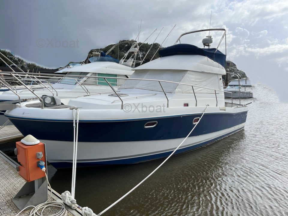 Beneteau ANTARES 1080 FLY · 2009 zu verkaufen – Andere Region — Foto 1