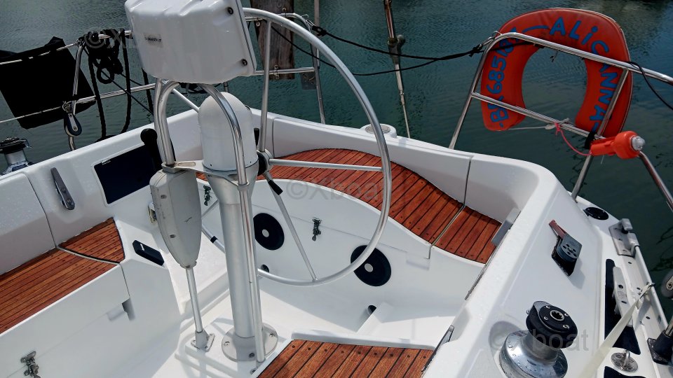 Beneteau FIRST 375 · 1987 en venta en Bretaña — foto 4