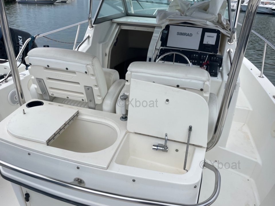 Boston Whaler 28 Outrage · 2000 à vendre – Côte d'Azur — photo 4