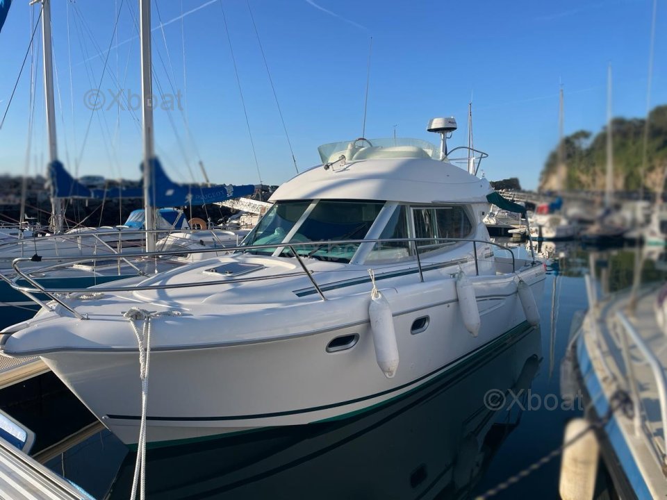 Jeanneau MERRY FISHER 925 FLY · 2005 en venta en Bretaña — foto 1