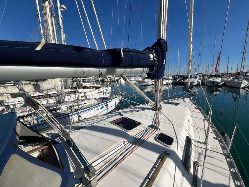 Dufour 36 CLASSIC · 1999 for sale in Valencia & Castellón — photo 2