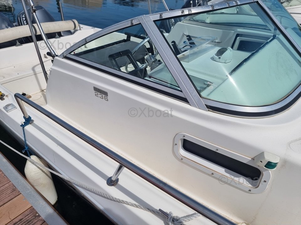 Kelt WHITE SHARK 236 · 2005 en venta en Otra zona — foto 4