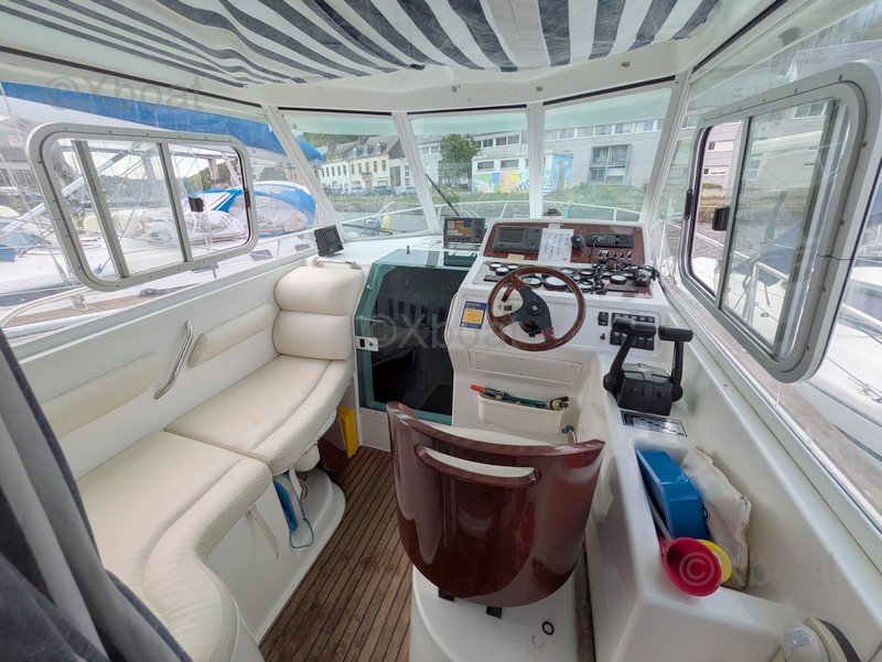 Beneteau OMBRINE 960 TIMONIER · 2001 en venta en Bretaña — foto 4
