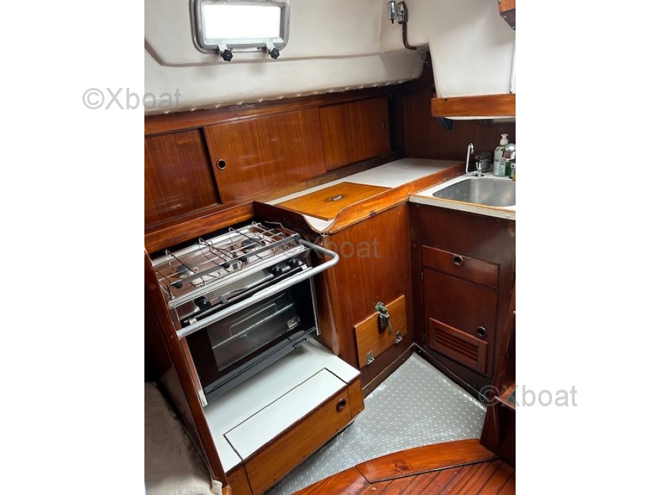 C&C C & C 37 · 1972 en venta en Liguria y Génova — foto 3