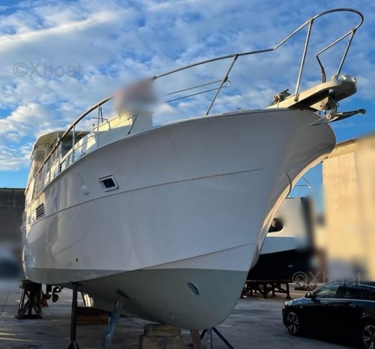 Hatteras 43 DC · 1974 en venta en Otra zona — foto 5