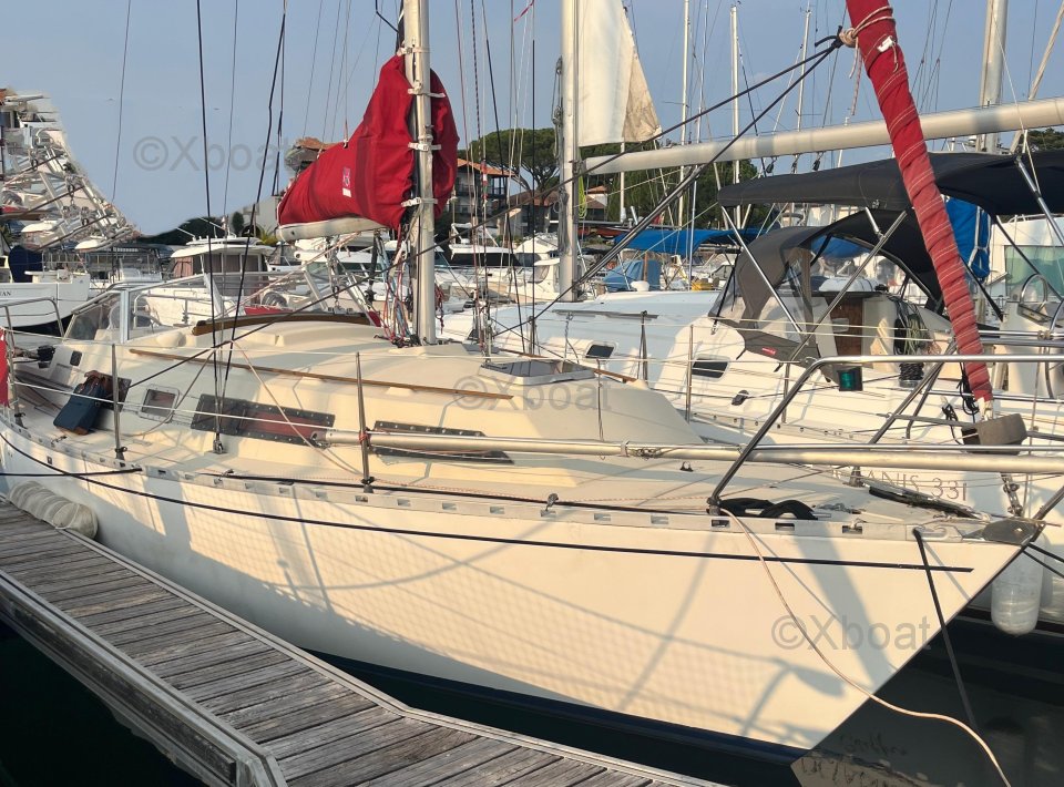 Beneteau IDYLLE 880 · 1984 zu verkaufen – Andere Region — Foto 1