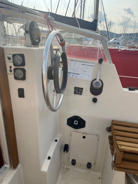 Beneteau IDYLLE 880 · 1984 zu verkaufen – Andere Region — Foto 3