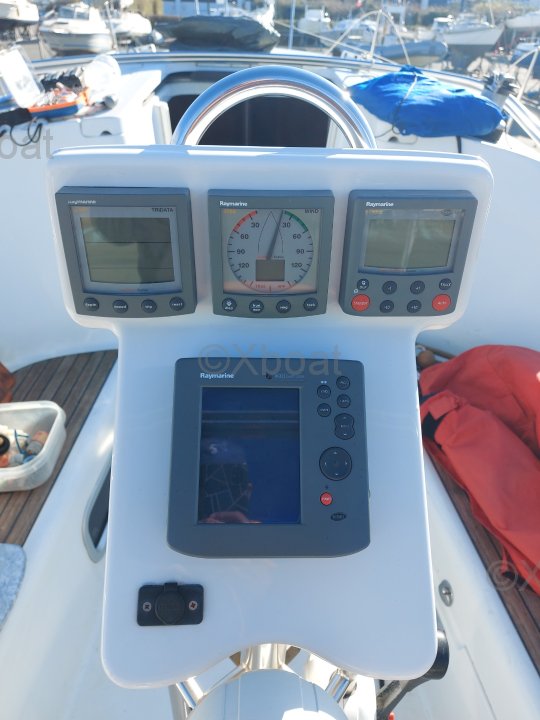 Beneteau OCEANIS 323 · 2005 en venta en Otra zona — foto 3
