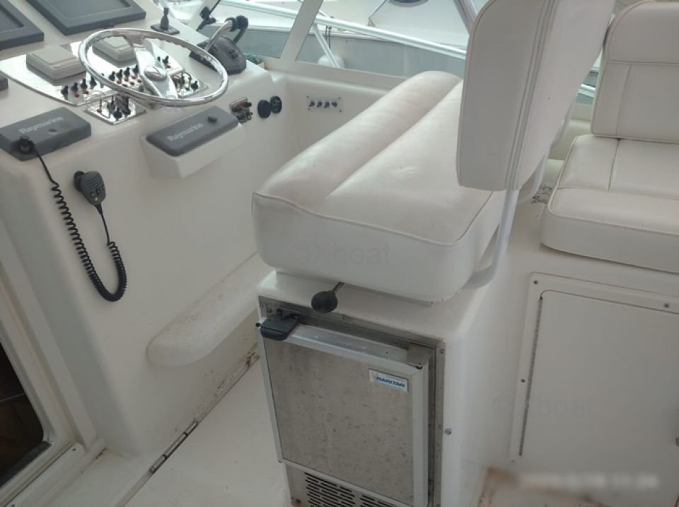 Cabo 32 EXPRESS · 2008 en venta en Liguria y Génova — foto 7