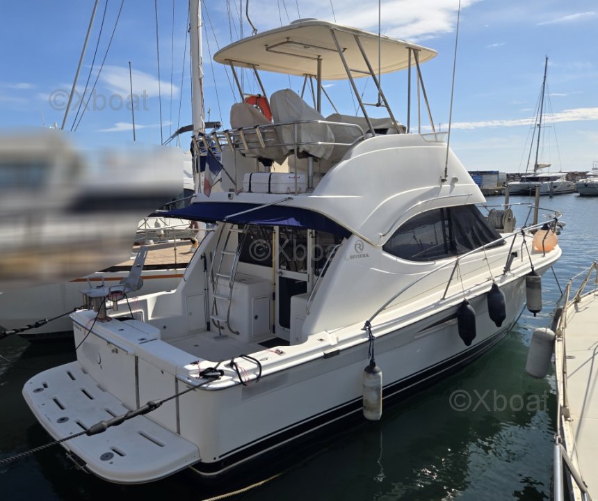 Riviera 33 · 2005 à vendre – Autre zone — photo 1