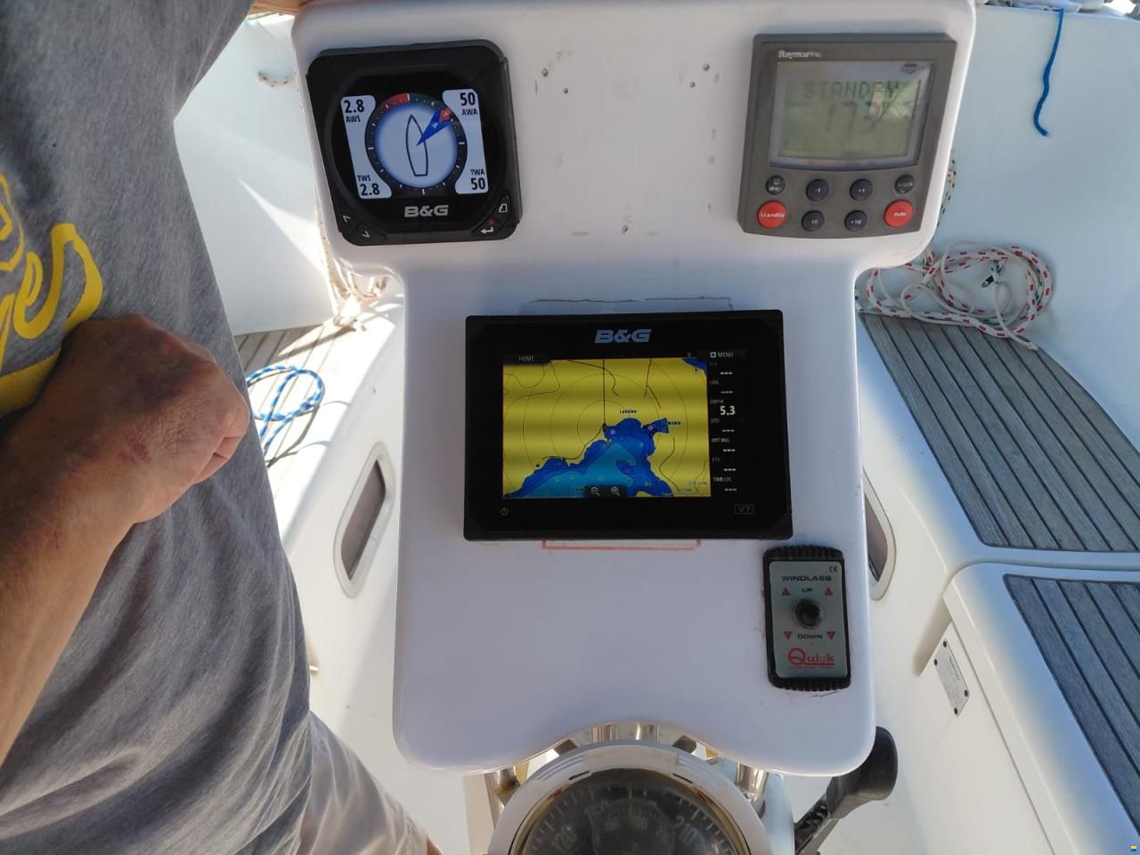 Beneteau Oceanis Clipper 393 · 2005 en venta en Cícladas y Dodecaneso — foto 7
