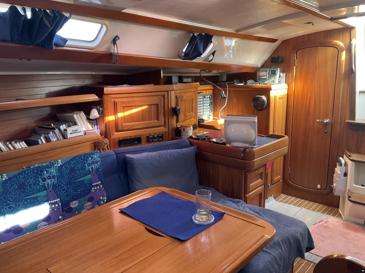 Dufour 38 Classic · 2002 for sale in Cyclades & Dodecanese — photo 8
