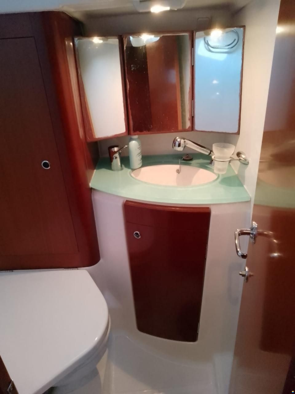 Beneteau Oceanis Clipper 523 · 2006 in vendita in Altra zona — foto 9