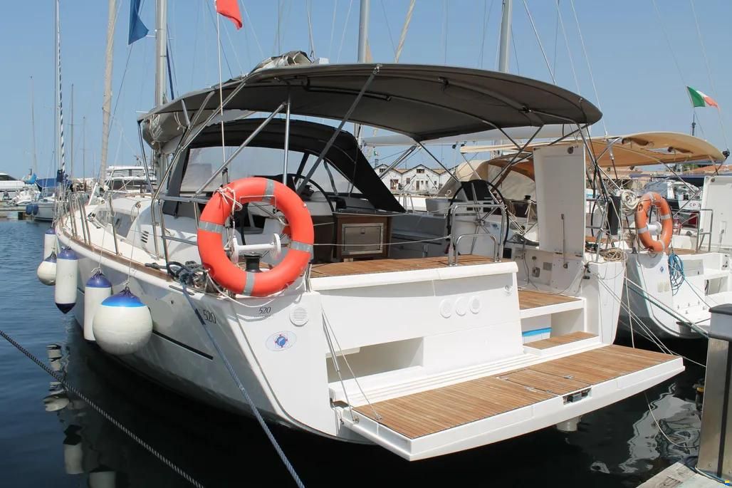 Dufour 520 · 2019 in vendita in Sicilia — foto 2