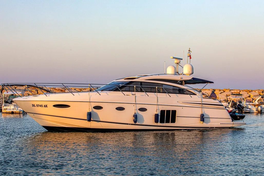 Princess V52 · 2012 à vendre – Autre zone — photo 1