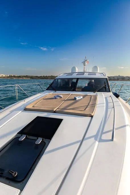 Princess V52 · 2012 à vendre – Autre zone — photo 6
