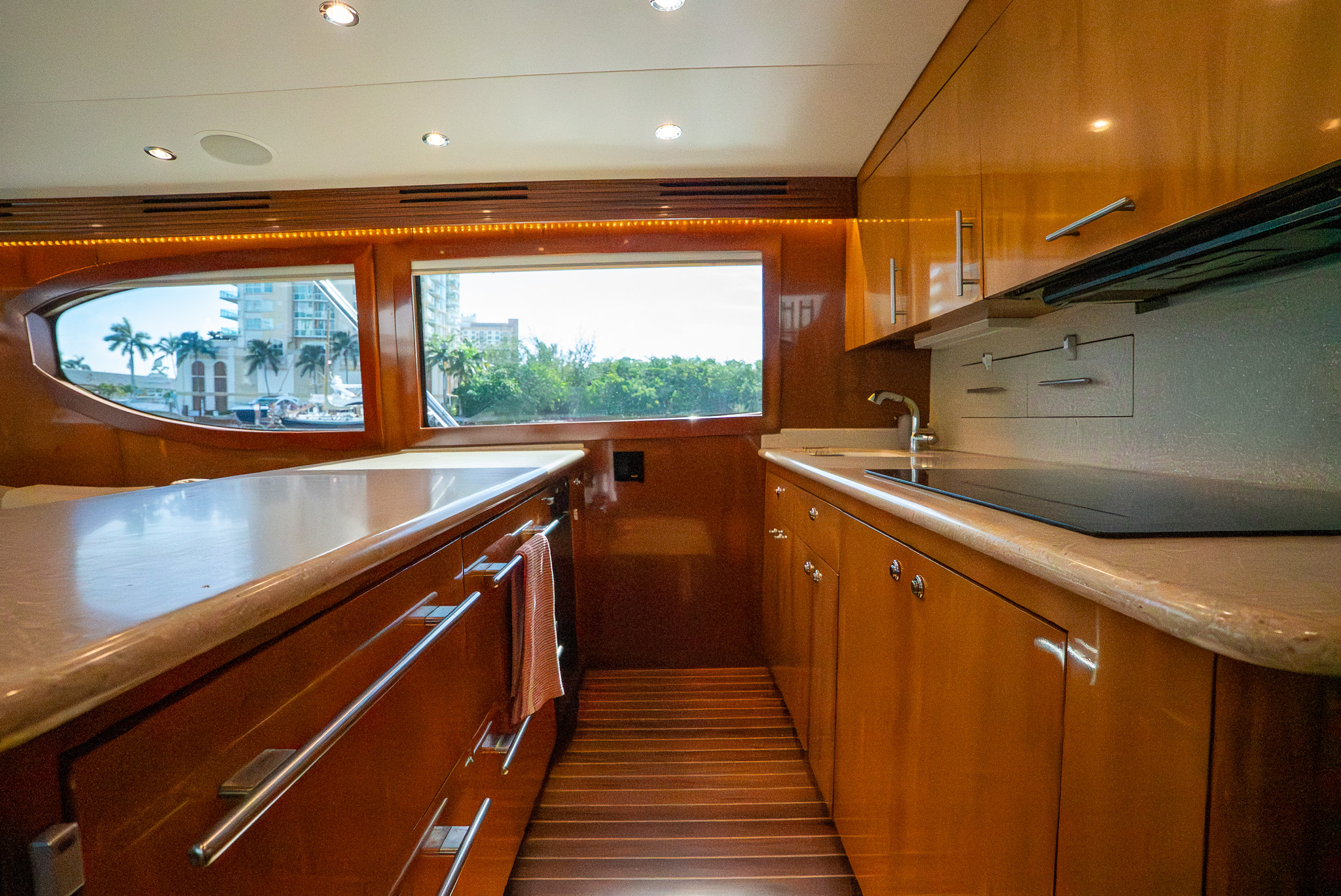 Hatteras 54 · 2007 en venta en Florida — foto 10