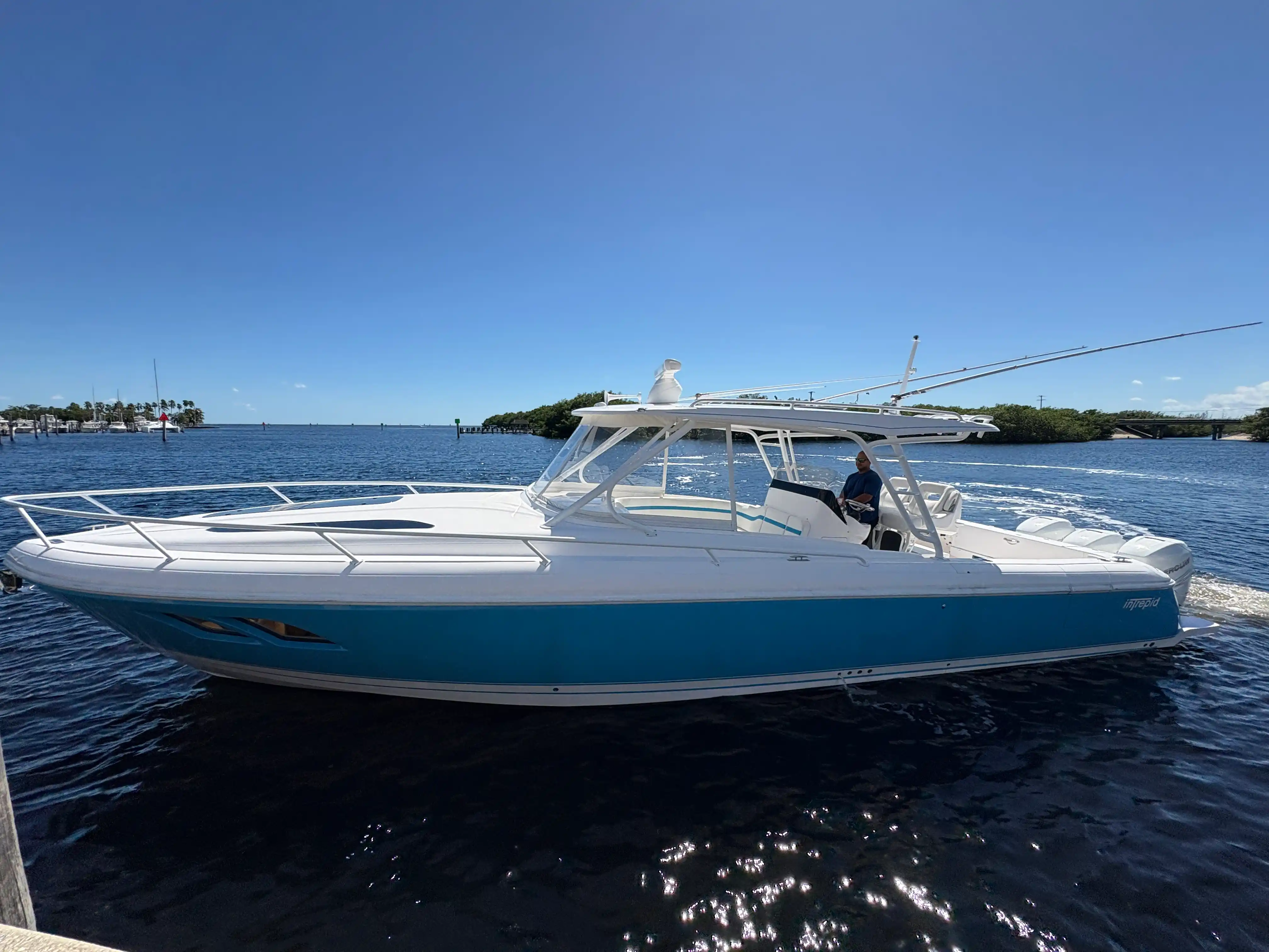 Intrepid 407 Cuddy · 2018 en venta en Florida — foto 10