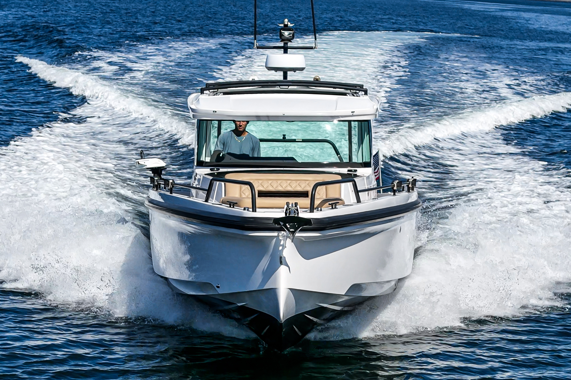 Axopar 37 XC Cross Cabin · 2021 for sale in California — photo 3