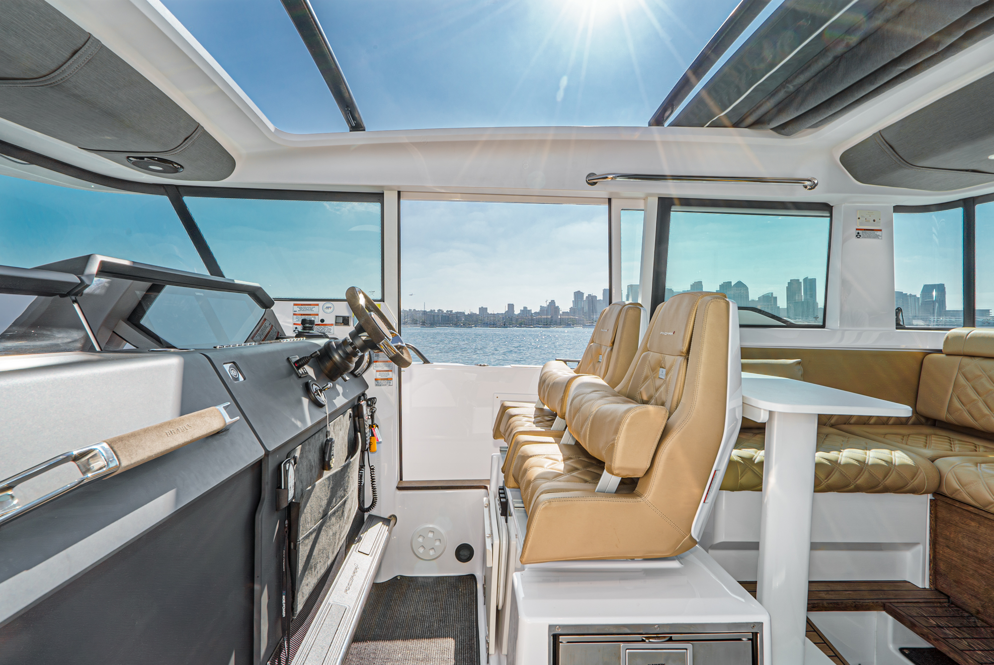 Axopar 37 XC Cross Cabin · 2021 for sale in California — photo 6