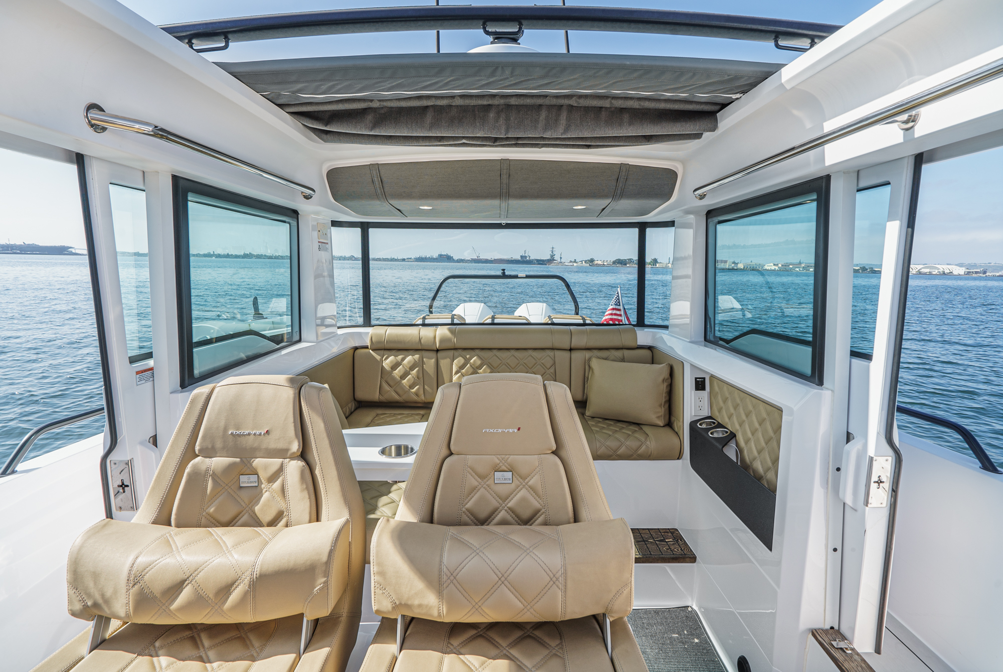 Axopar 37 XC Cross Cabin · 2021 for sale in California — photo 9