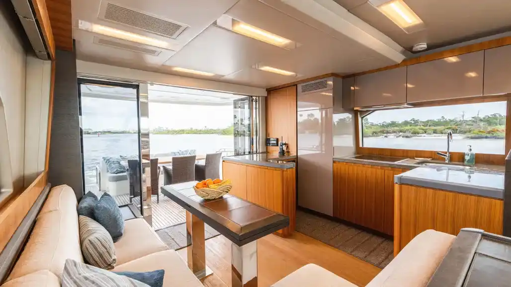 Monte Carlo Yachts MCY 65 · 2016 en venta en Otra zona — foto 1