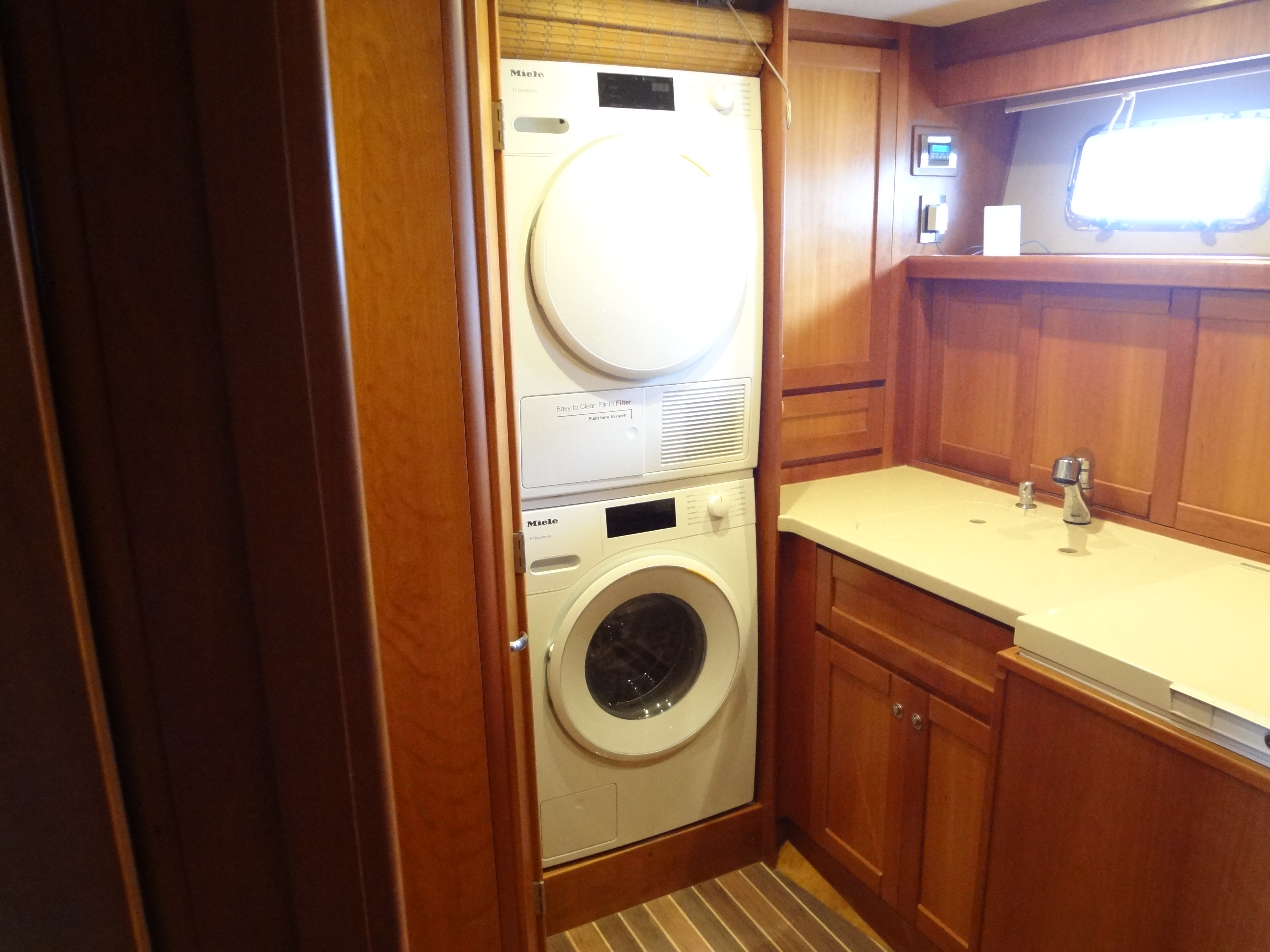 Custom Snowbird 73 · 2005 in vendita in Altra zona — foto 7