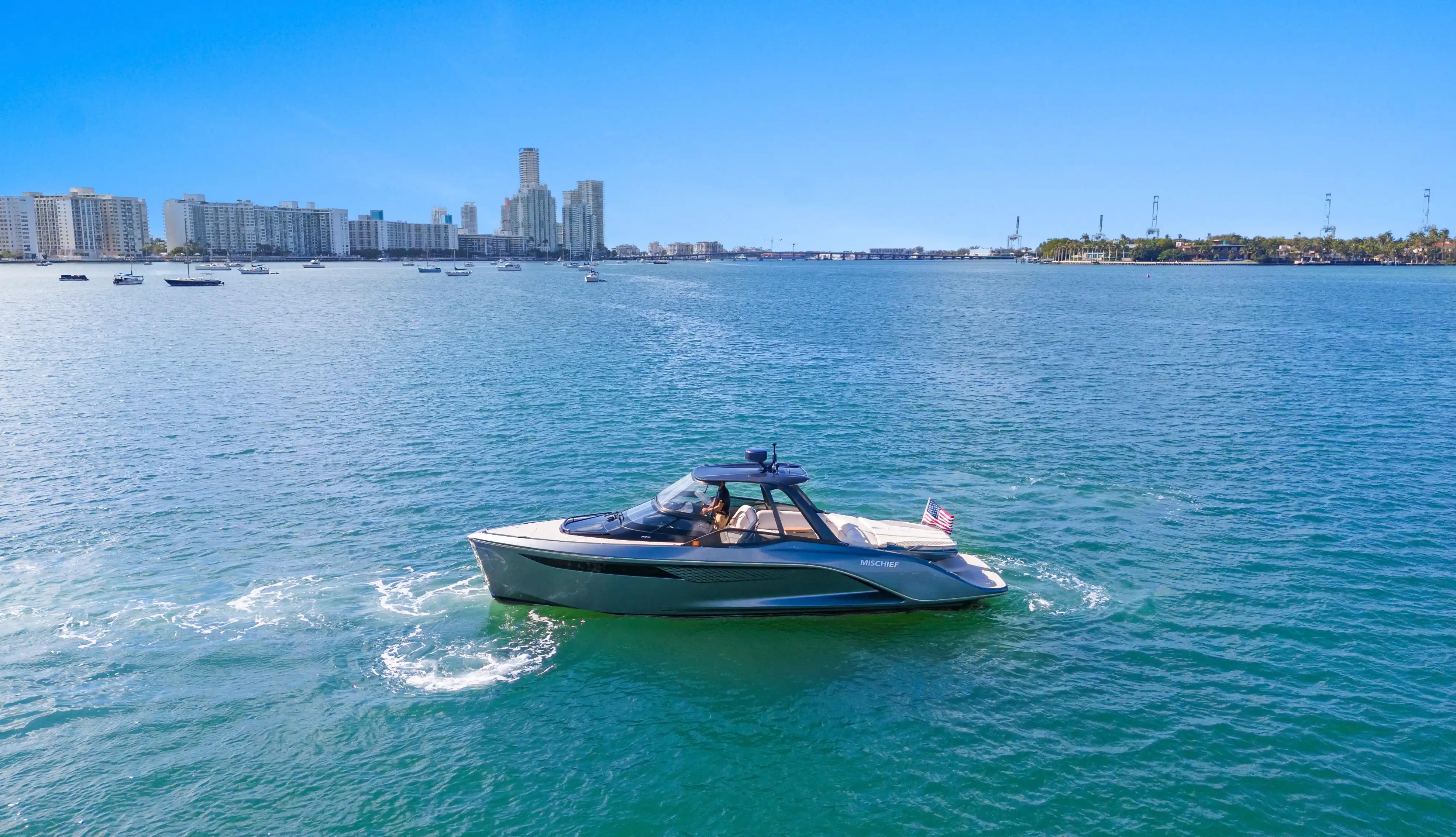 Princess R35 · 2021 en venta en Florida — foto 7