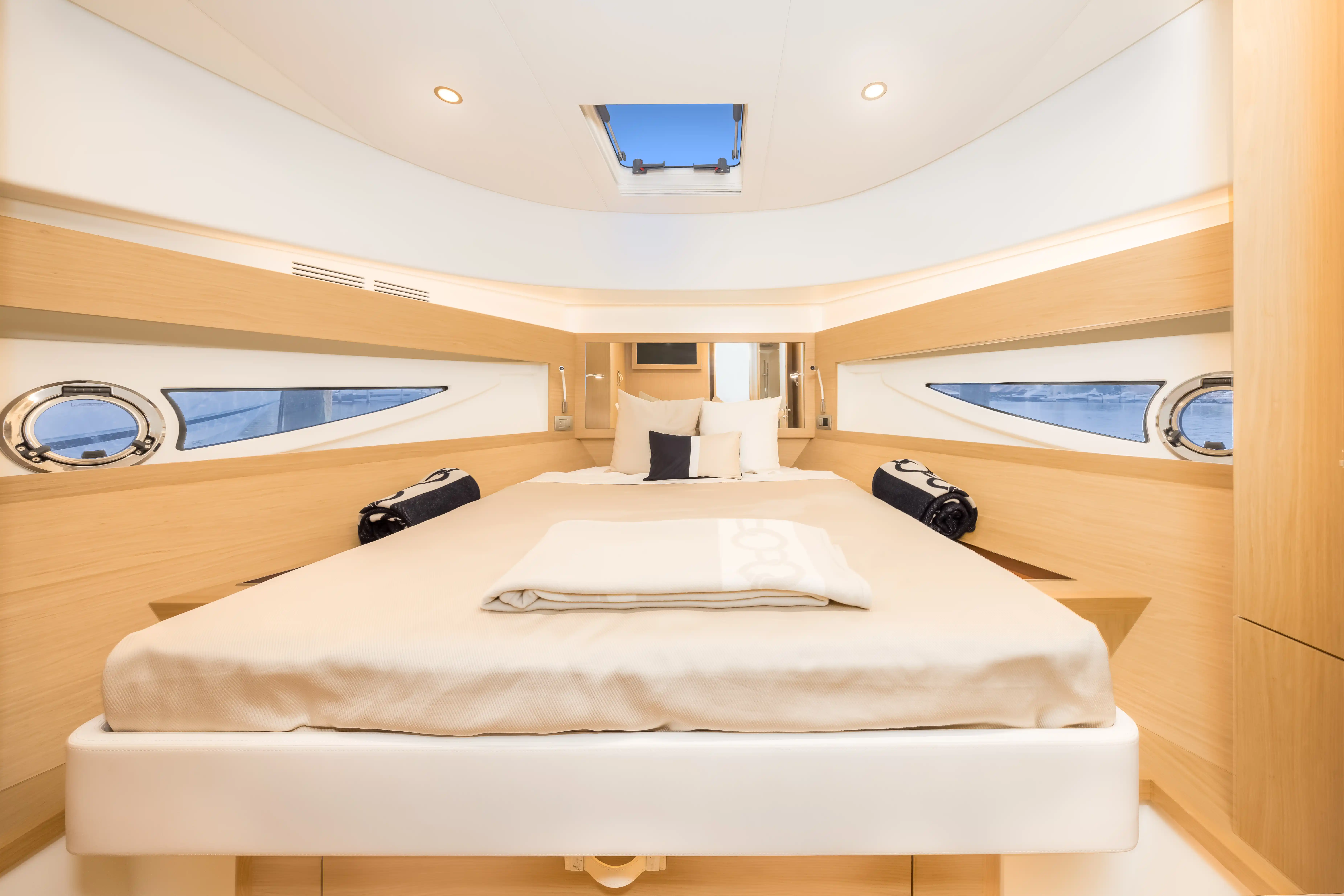 Solaris Power 48 Open · 2021 en venta en Florida — foto 5