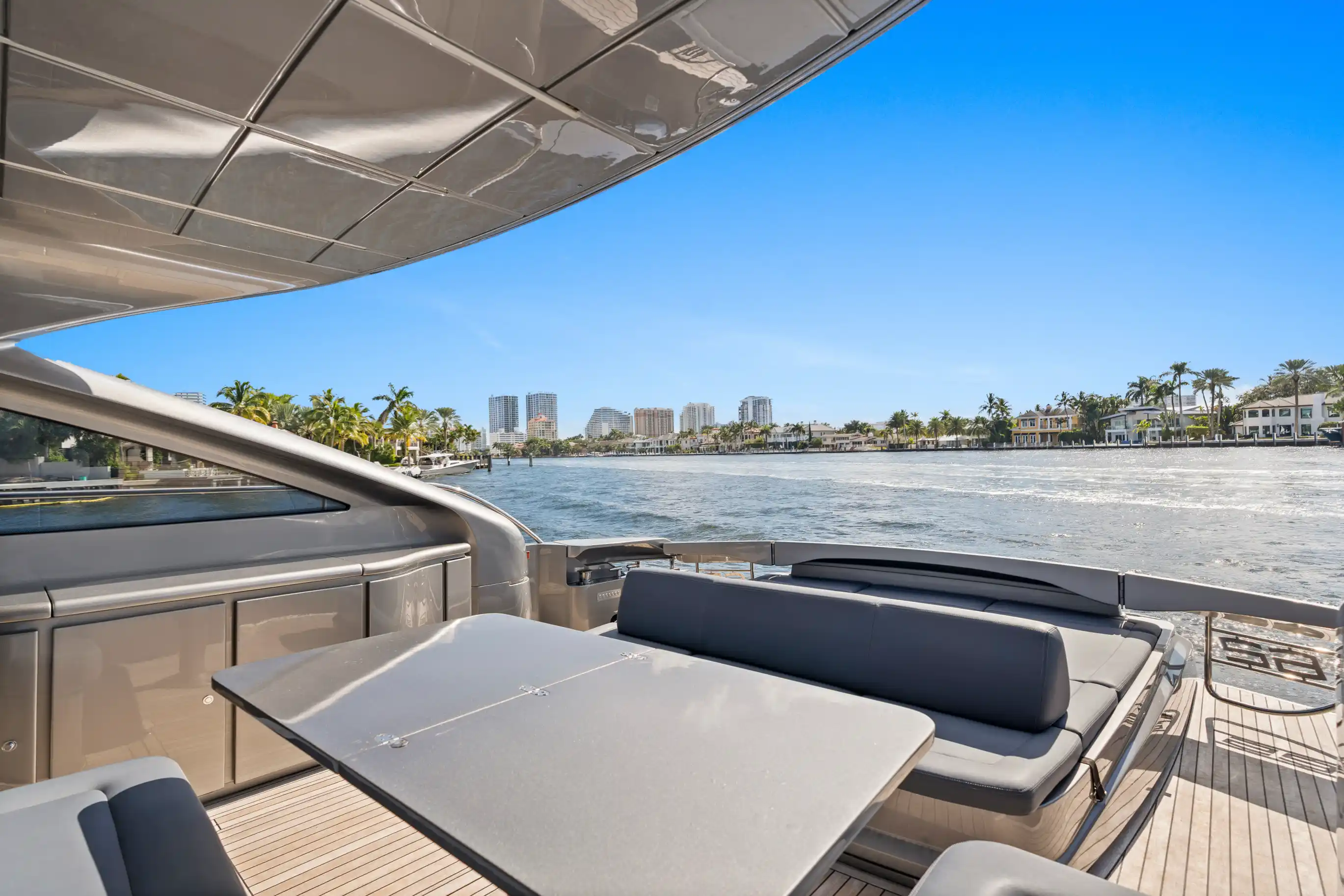 Pershing 62 · 2016 zu verkaufen – Florida — Foto 10