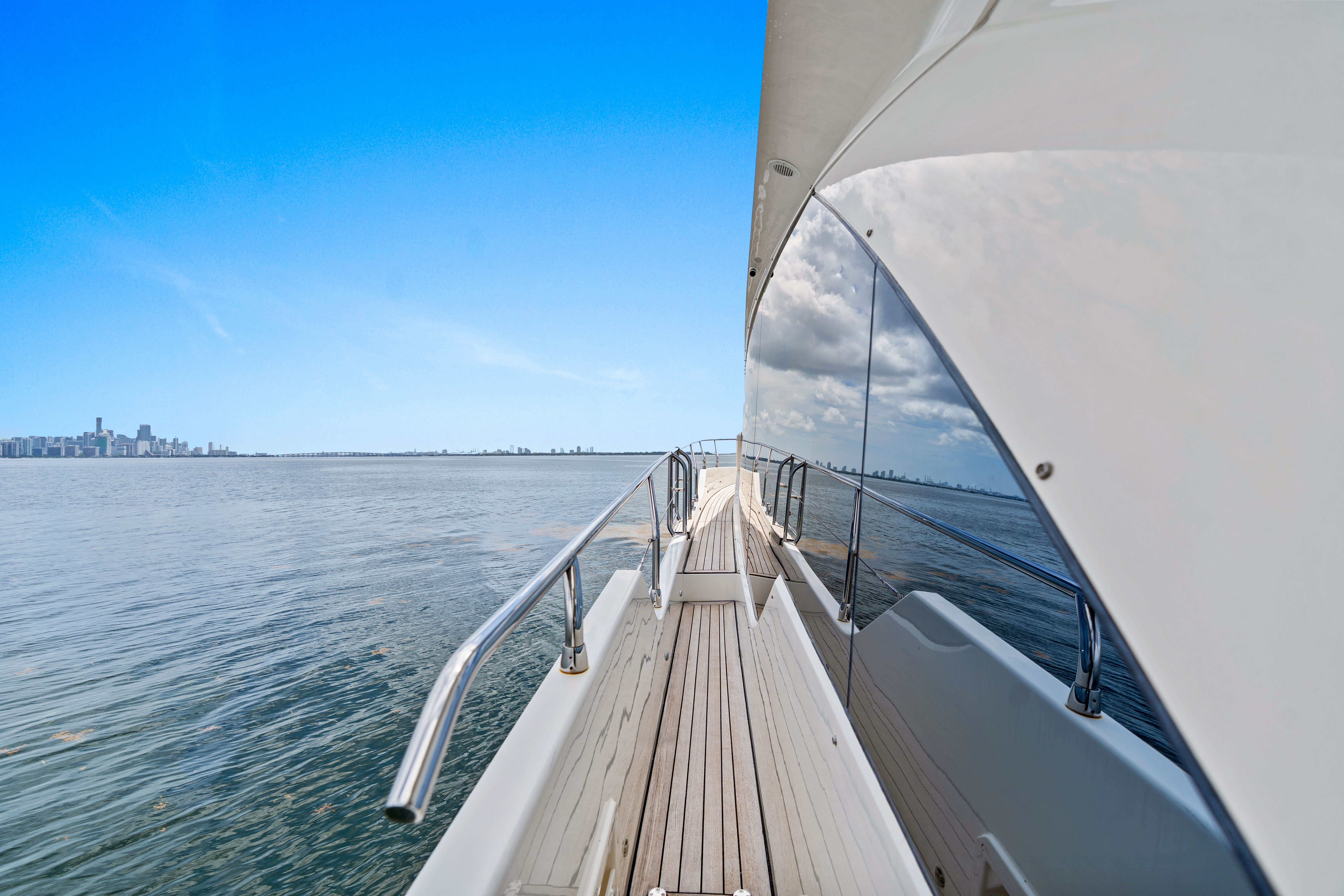Absolute 58 FLY · 2019 in vendita in Florida — foto 9