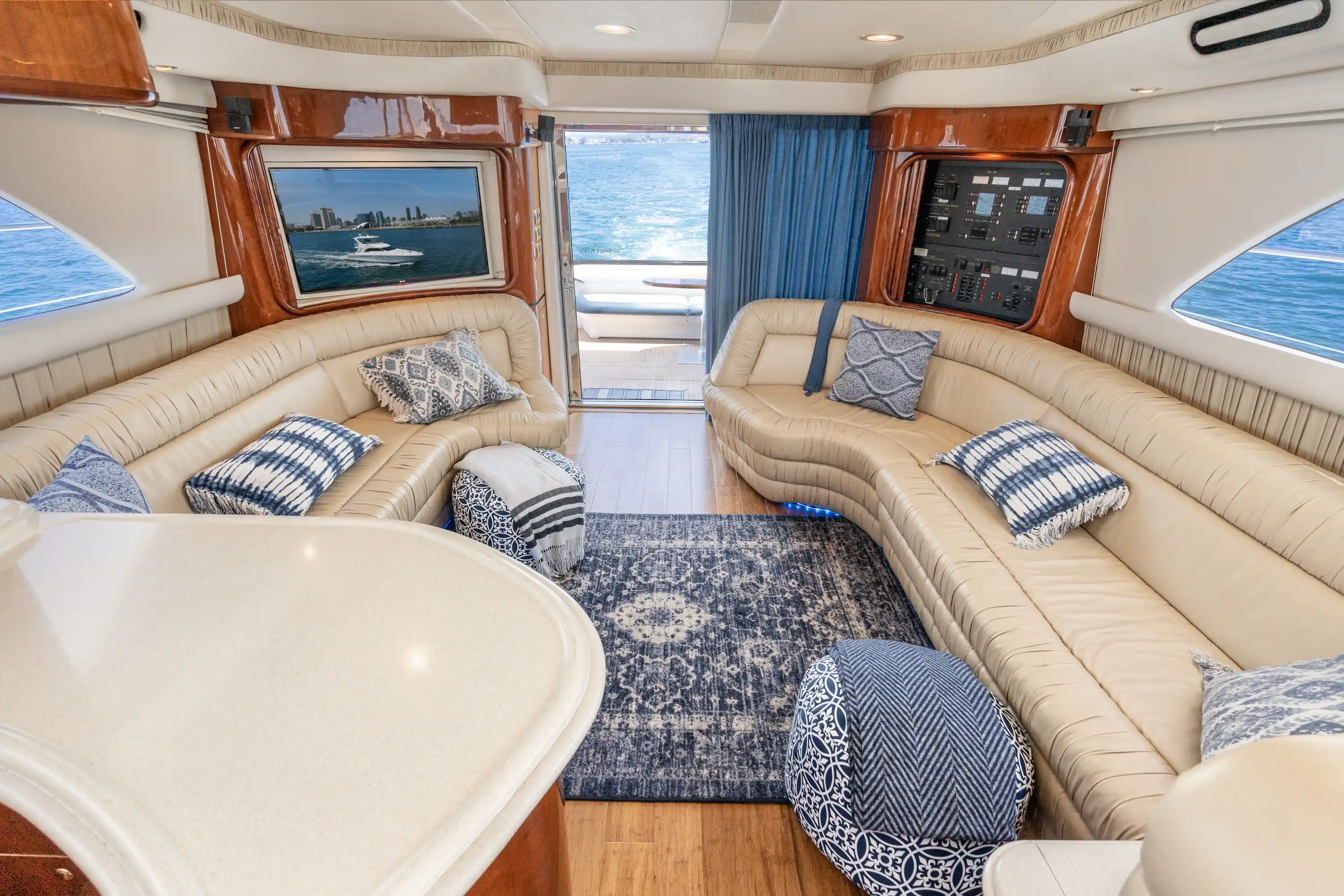 Sea Ray 560 Sedan Bridge · 2001 en venta en California — foto 1