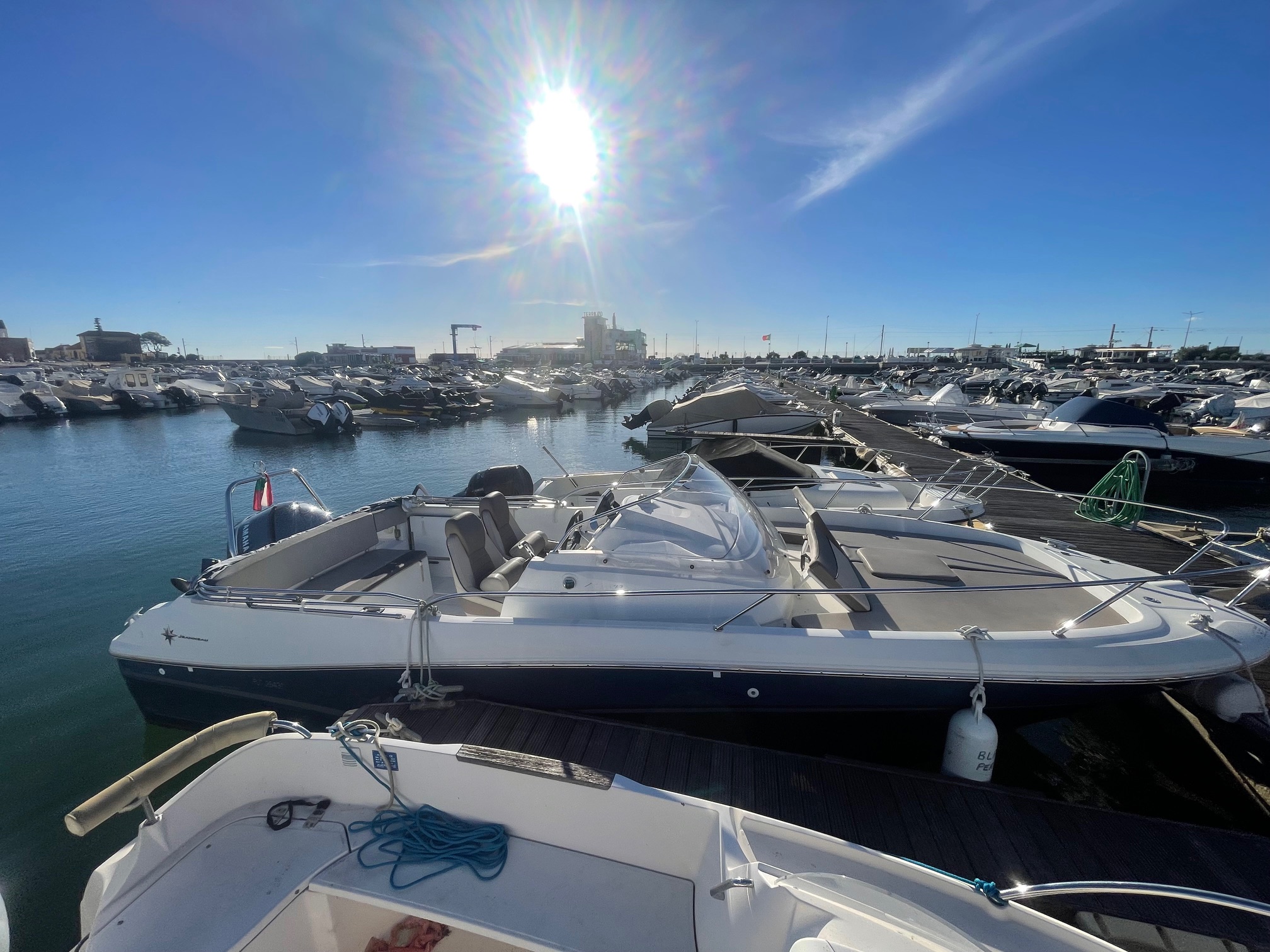 Jeanneau Cap Camarat 7.5 WA · 2015 en venta en Algarve y Lisboa — foto 1