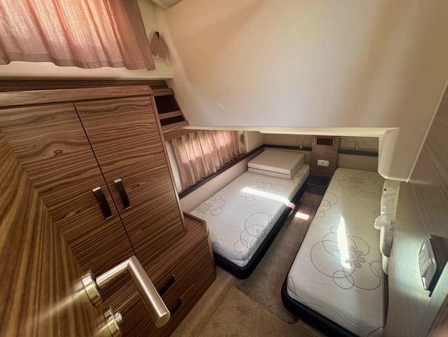 Greenline 48 FLY · 2019 for sale in Algarve & Lisbon — photo 8